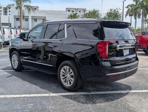 Onyx Black 2024 GMC Yukon SLT