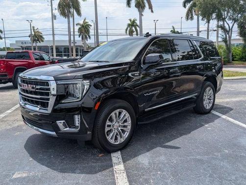 Onyx Black 2024 GMC Yukon SLT