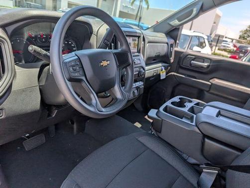 Summit White 2026 Chevrolet Silverado 2500 Custom