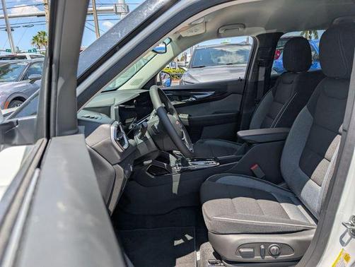 Summit White 2026 Chevrolet Trailblazer LT