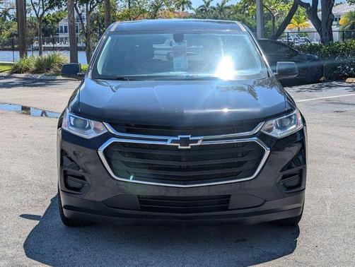 Mosaic Black Metallic 2020 Chevrolet Traverse LS