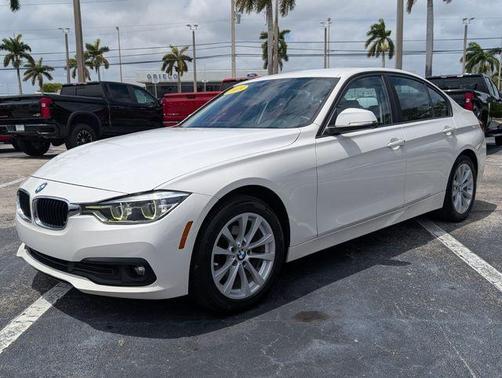 Alpine White 2018 BMW 320 i