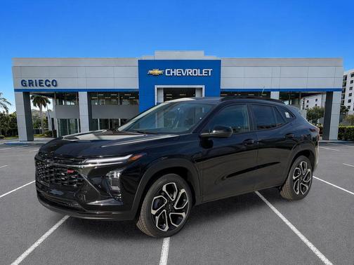Mosaic Black Metallic 2026 Chevrolet Trax 2RS