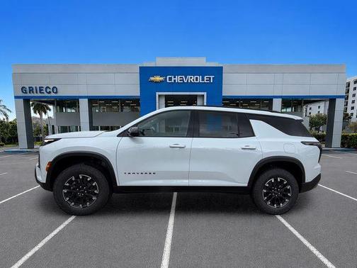 Polar White 2026 Chevrolet Traverse Z71