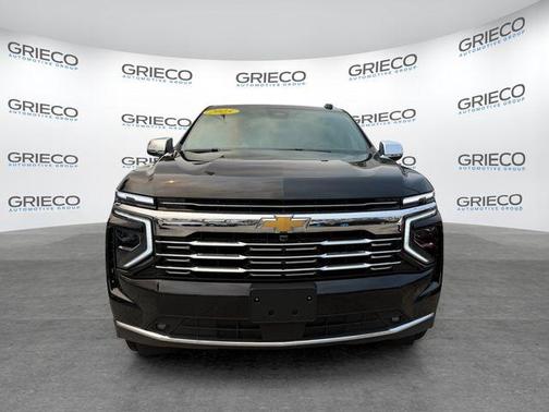 Black 2025 Chevrolet Suburban Premier