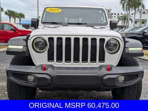 Bright White Clearcoat 2023 Jeep Gladiator Rubicon