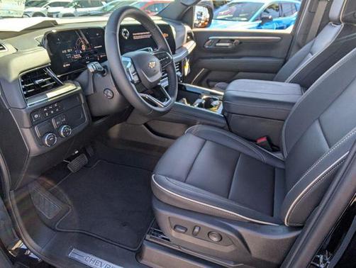 Black 2026 Chevrolet Suburban Premier