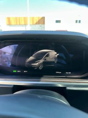 2023 Tesla Model X Base