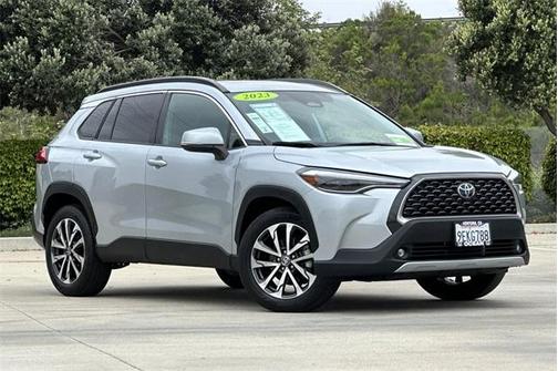 2023 Toyota Corolla Cross XLE