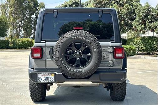 2021 Jeep Wrangler Sport