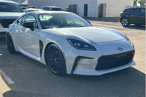 2024 Toyota GR86 Premium