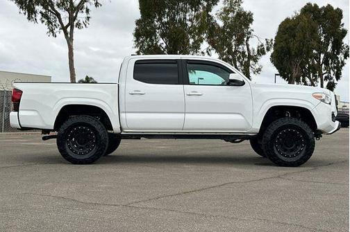Super White 2018 Toyota Tacoma SR