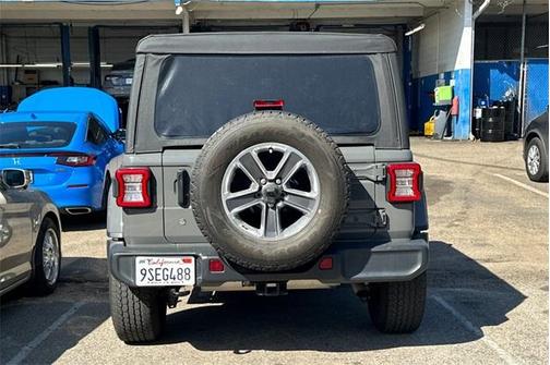 2020 Jeep Wrangler Unlimited Sahara