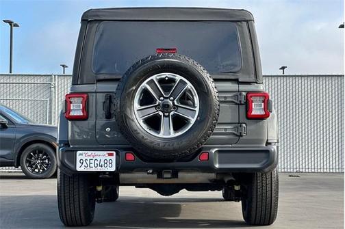 2020 Jeep Wrangler Unlimited Sahara