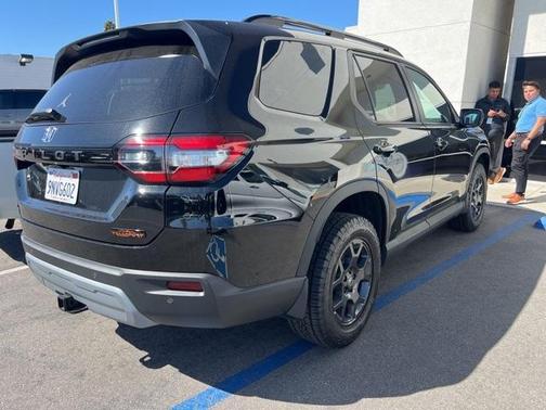 2025 Honda Pilot TrailSport