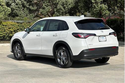 2026 Honda HR-V LX