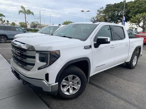 2023 GMC Sierra 1500 SLE