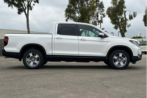 Platinum White Pearl 2026 Honda Ridgeline RTL