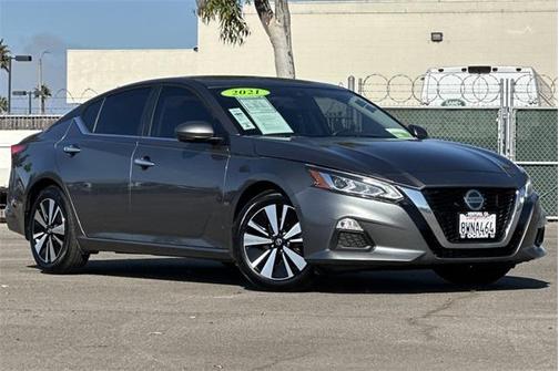 2021 Nissan Altima 2.5 SV