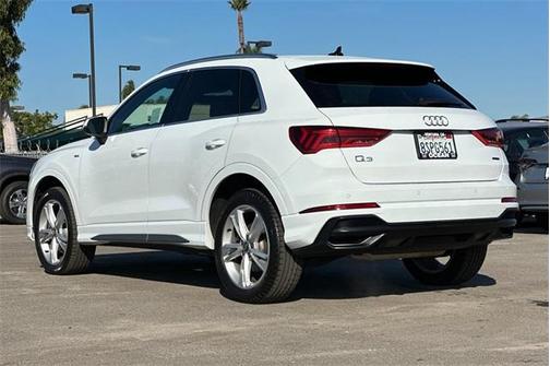 2020 Audi Q3 45 S line Premium