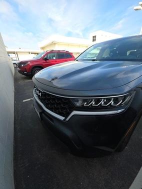 2022 Kia Sorento LX