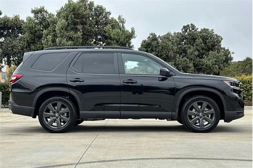2025 Honda Pilot Sport