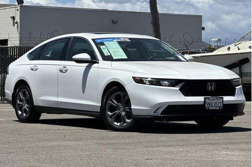 Platinum White Pearl 2024 Honda Accord EX