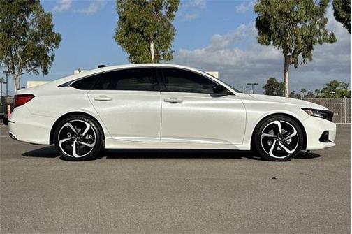 2022 Honda Accord Sport SE