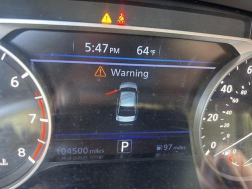 White 2019 Nissan Altima 2.5 SV