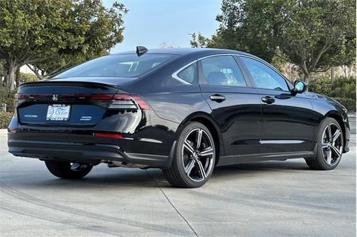2025 Honda Accord Hybrid Sport