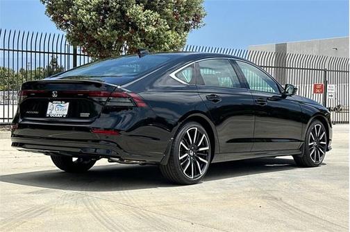 2025 Honda Accord Hybrid Touring