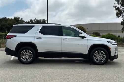 2022 Chevrolet Traverse LT Leather