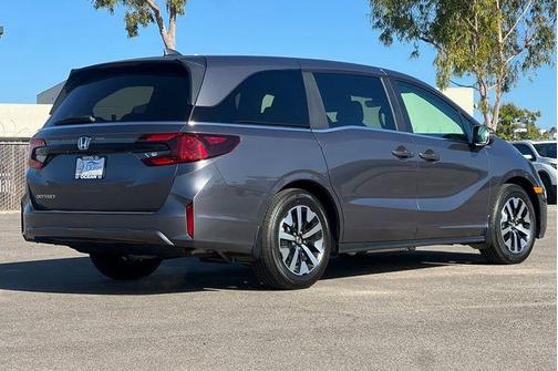 Modern Steel Metallic 2026 Honda Odyssey EX-L