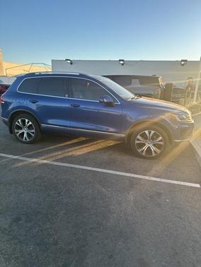 2017 Volkswagen Touareg V6 Wolfsburg Edition