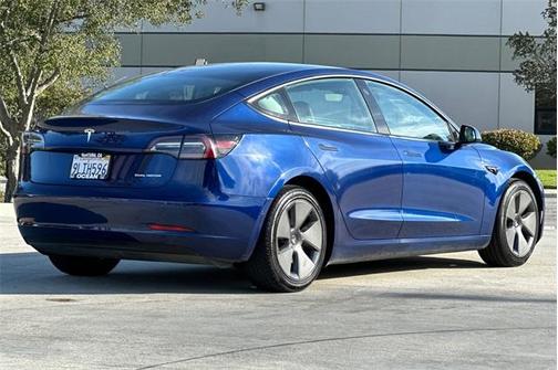2021 Tesla Model 3 Long Range