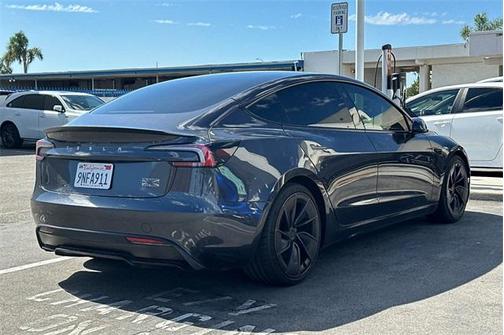 2024 Tesla Model 3 Performance
