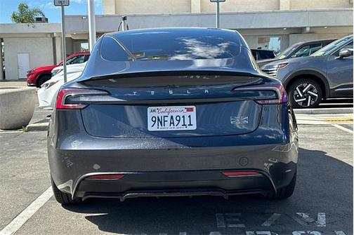 2024 Tesla Model 3 Performance