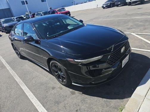 Crystal Black Pearl 2025 Honda Accord SE
