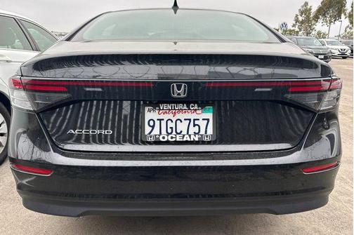 Crystal Black Pearl 2025 Honda Accord SE
