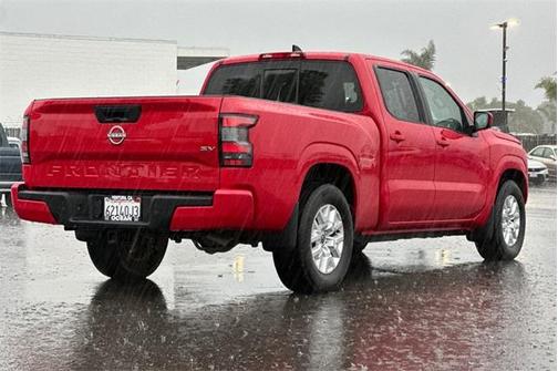 2022 Nissan Frontier SV