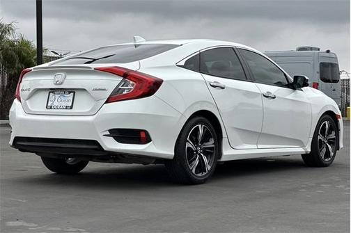 2017 Honda Civic Touring