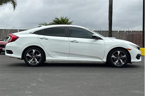 2017 Honda Civic Touring