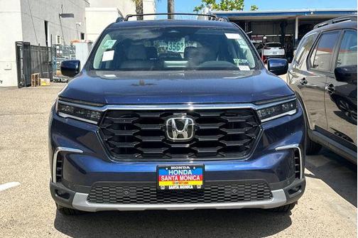 Obsidian Blue Pearl 2025 Honda Pilot Touring