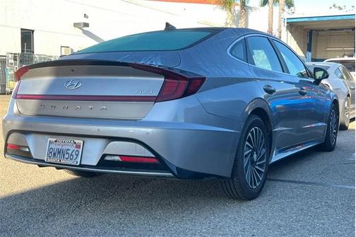 2021 Hyundai SONATA Hybrid Limited