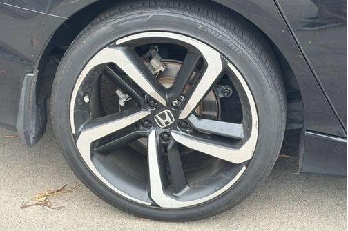 Crystal Black Pearl 2018 Honda Accord Sport