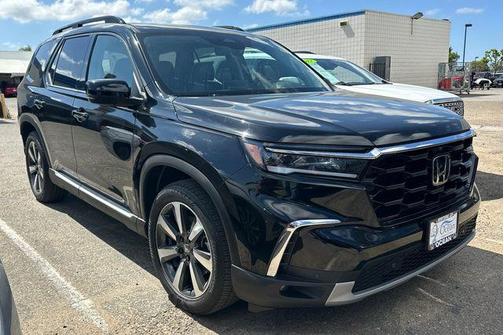 Black 2025 Honda Pilot Touring