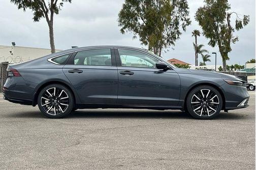 Meteorite Gray Metallic 2026 Honda Accord Hybrid Touring