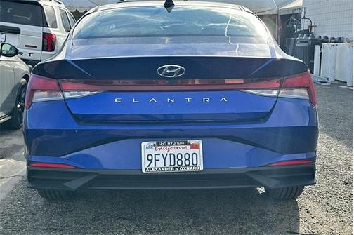 2023 Hyundai ELANTRA SEL