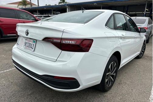 Pure White 2024 Volkswagen Jetta 1.5T S