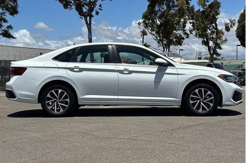 Pure White 2024 Volkswagen Jetta 1.5T S
